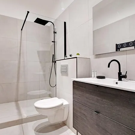 Amazing 4p1br - Buttes Chaumont Paryż